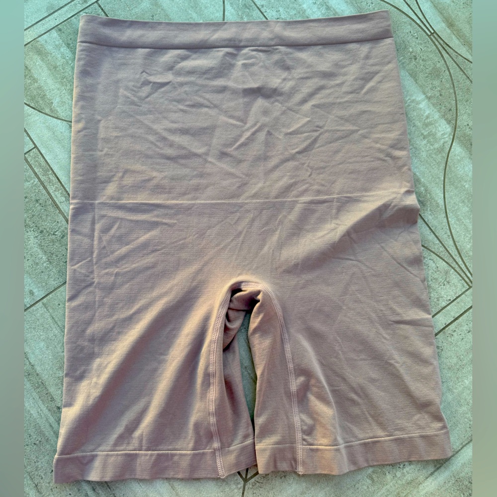 Under Control Shapewear (NWOT)